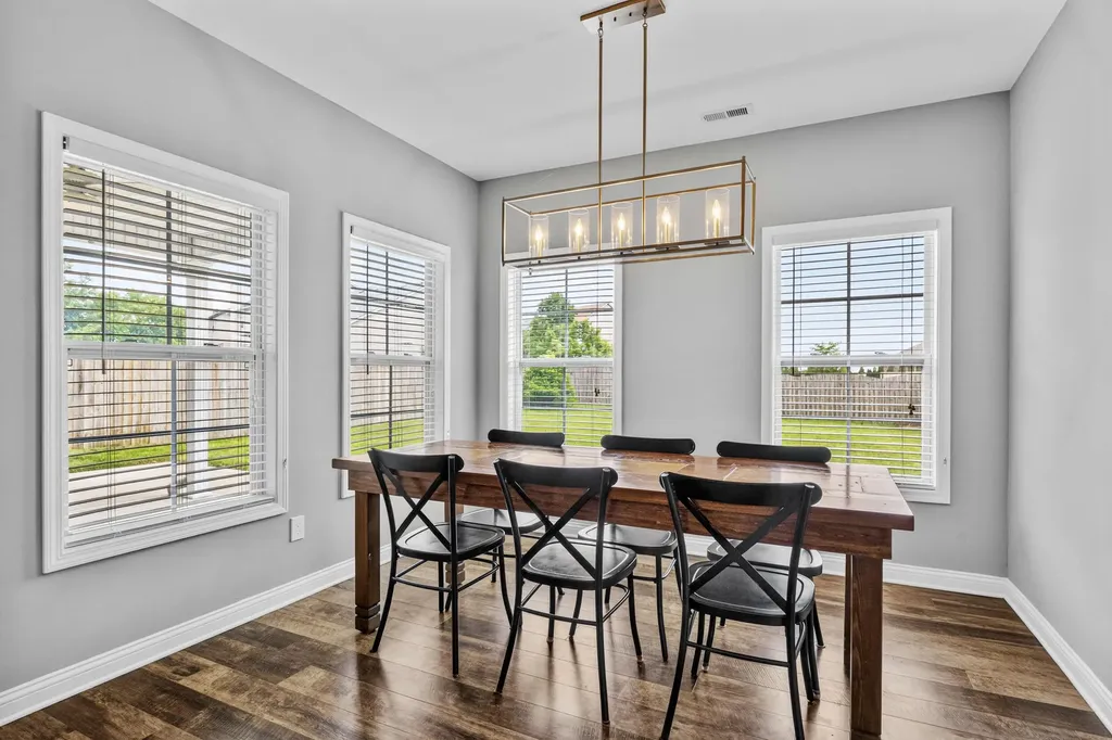 616 Estrella Drive Lexington KY 40511