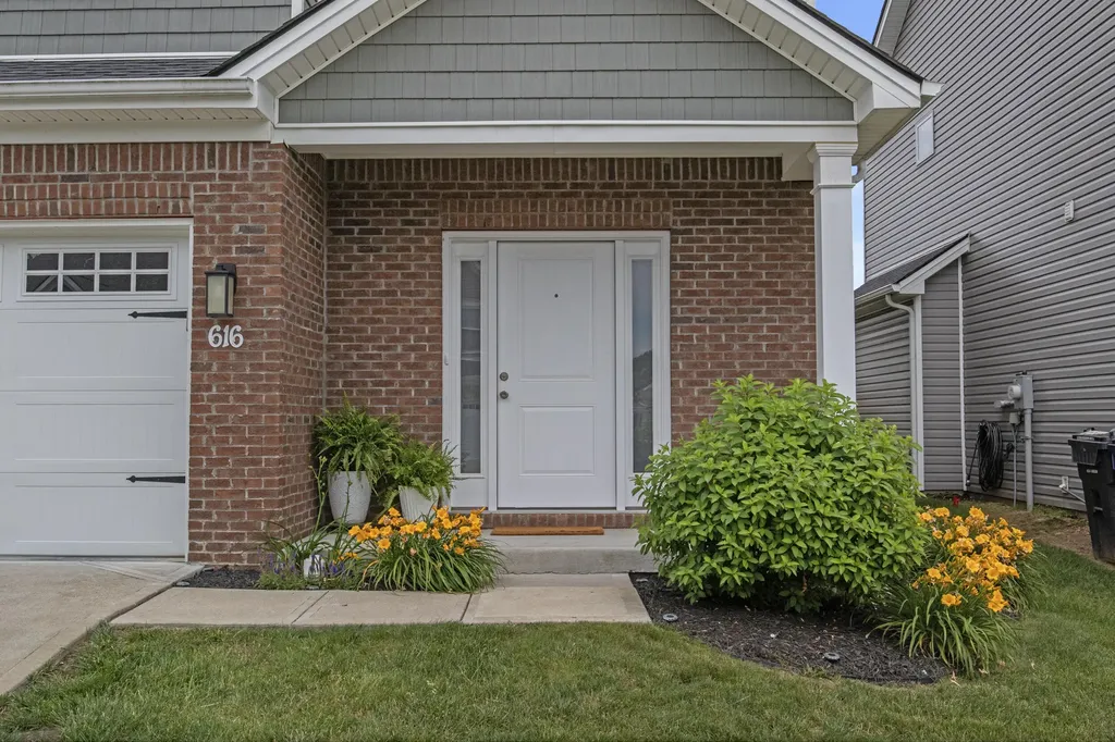616 Estrella Drive Lexington KY 40511