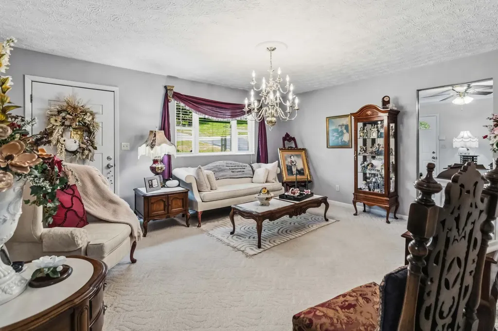 44 Skyline View London KY 40744