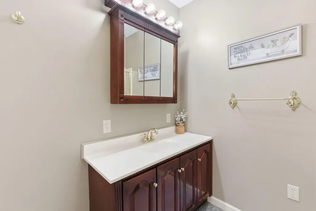 574 Powers Road Frenchburg KY 40322