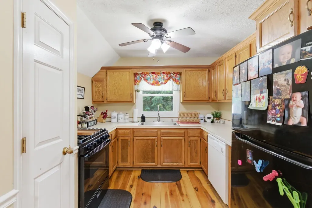 574 Powers Road Frenchburg KY 40322