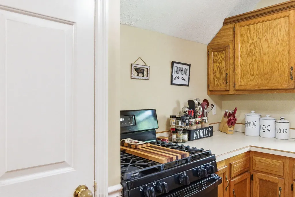 574 Powers Road Frenchburg KY 40322