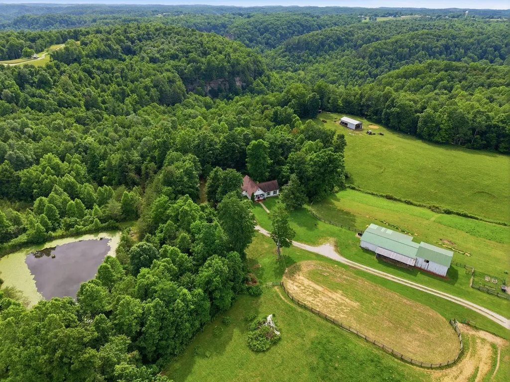 574 Powers Road Frenchburg KY 40322