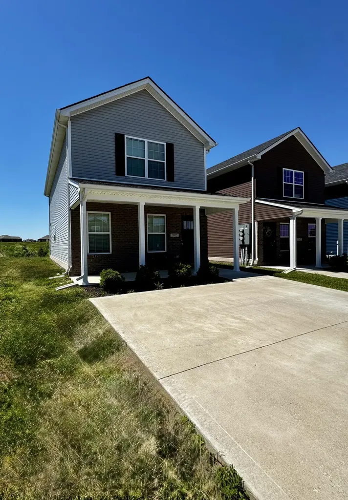 2027 Dolly Drive Richmond KY 40475