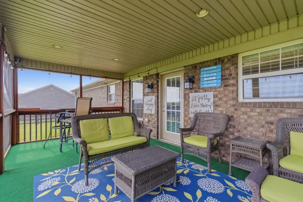 611 Menelaus Road Berea KY 40403