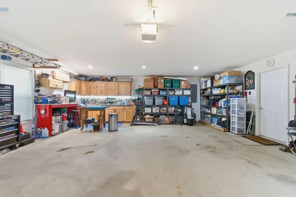 611 Menelaus Road Berea KY 40403