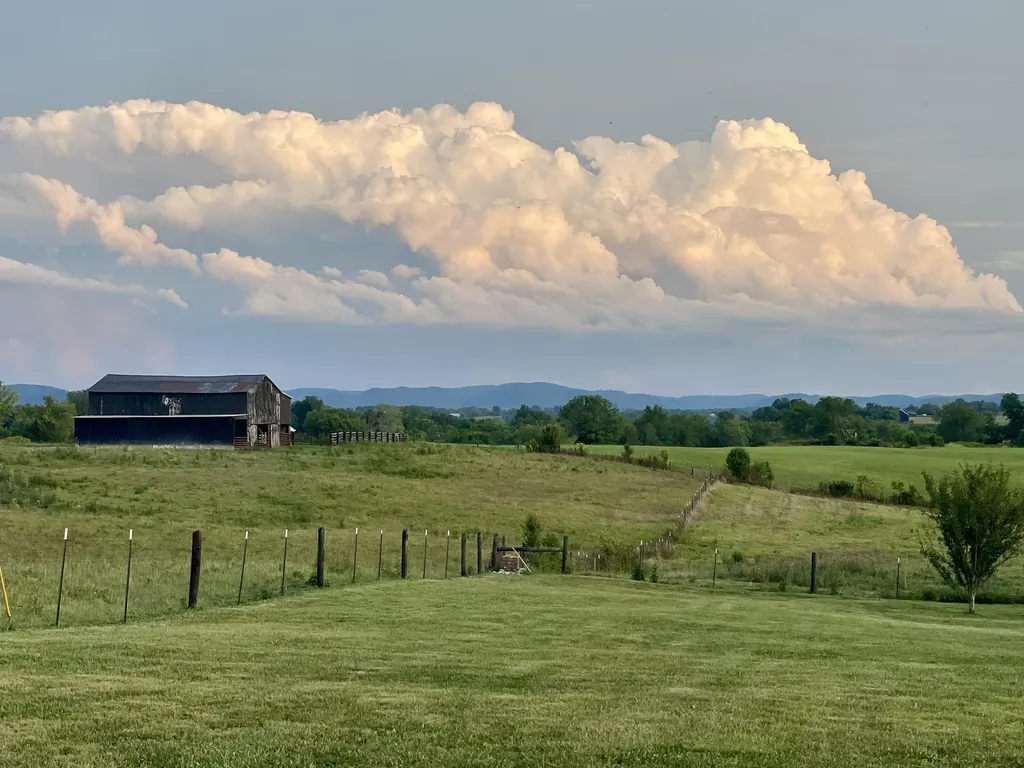 611 Menelaus Road Berea KY 40403