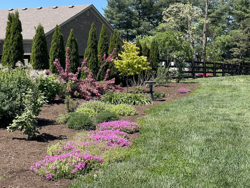 611 Menelaus Road Berea KY 40403