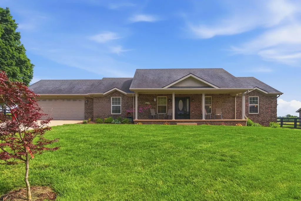 611 Menelaus Road Berea KY 40403
