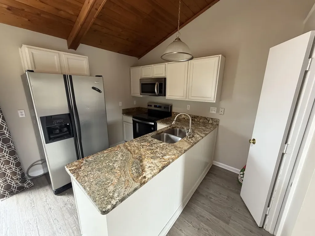 546 El Paseo Place Lexington KY 40517