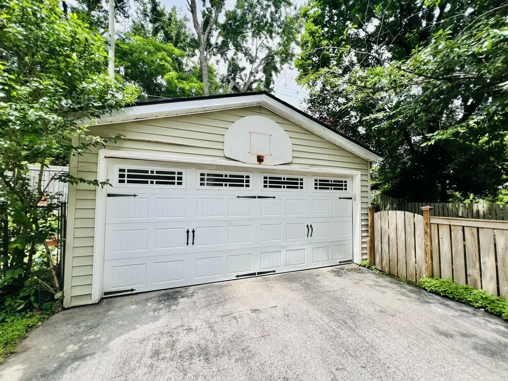 365 Henry Clay Boulevard Lexington KY 40502