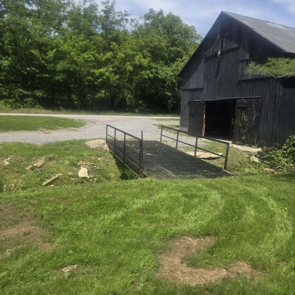 2424 Kirksville Road Lancaster KY 40444