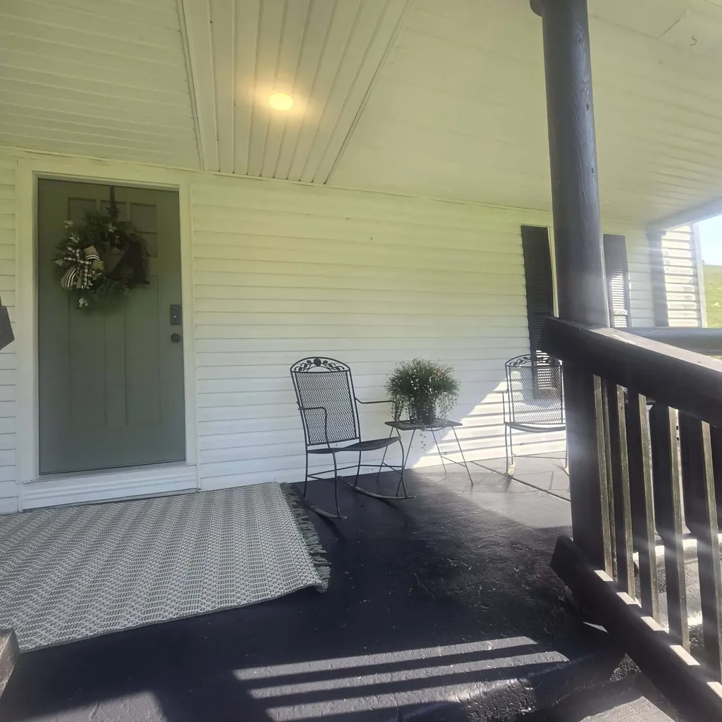 2424 Kirksville Road Lancaster KY 40444