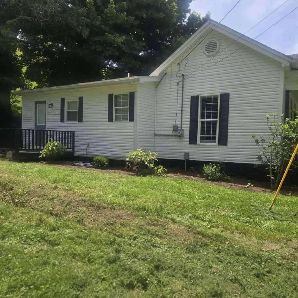2424 Kirksville Road Lancaster KY 40444