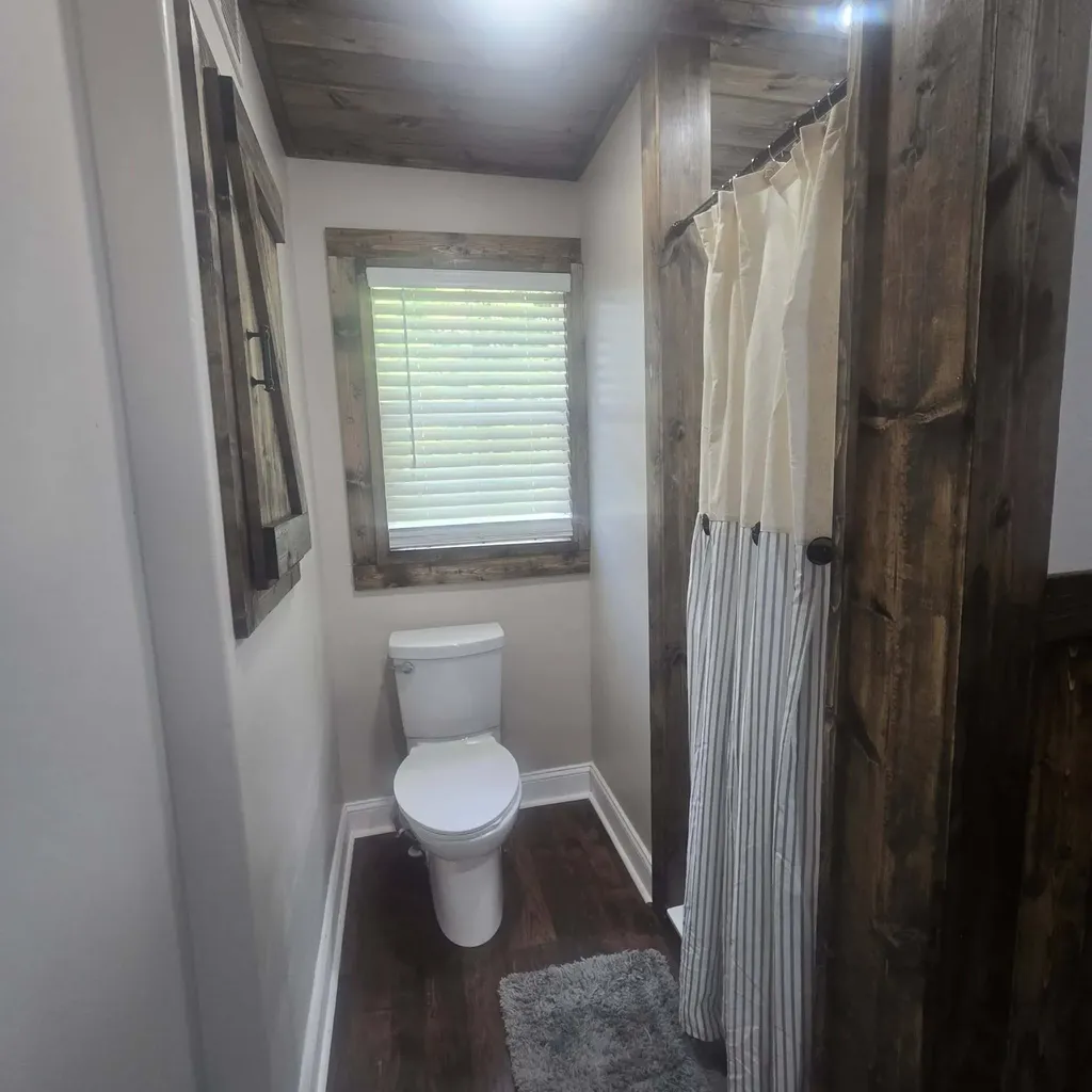 2424 Kirksville Road Lancaster KY 40444
