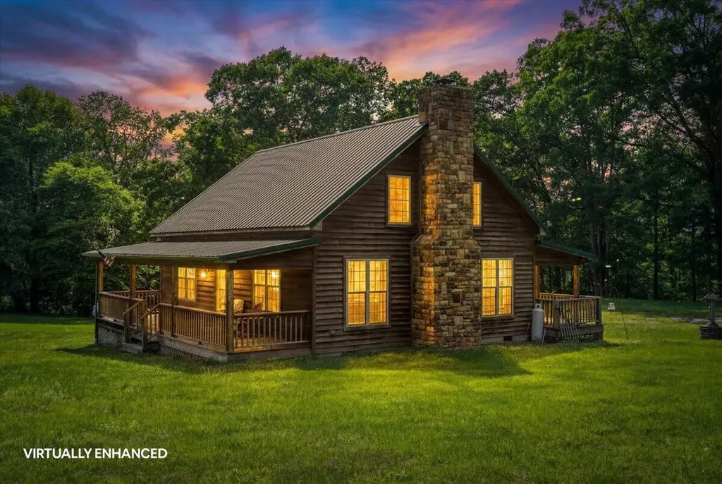2065 Cobhill Road Irvine KY 40336