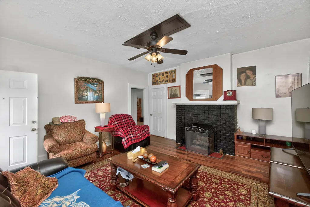 1408 Hill Street Lexington KY 40505