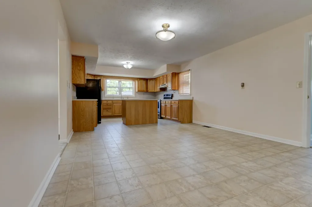 4654 Levee Road Mt Sterling KY 40353