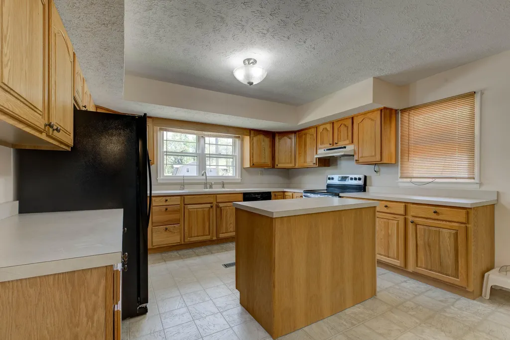 4654 Levee Road Mt Sterling KY 40353