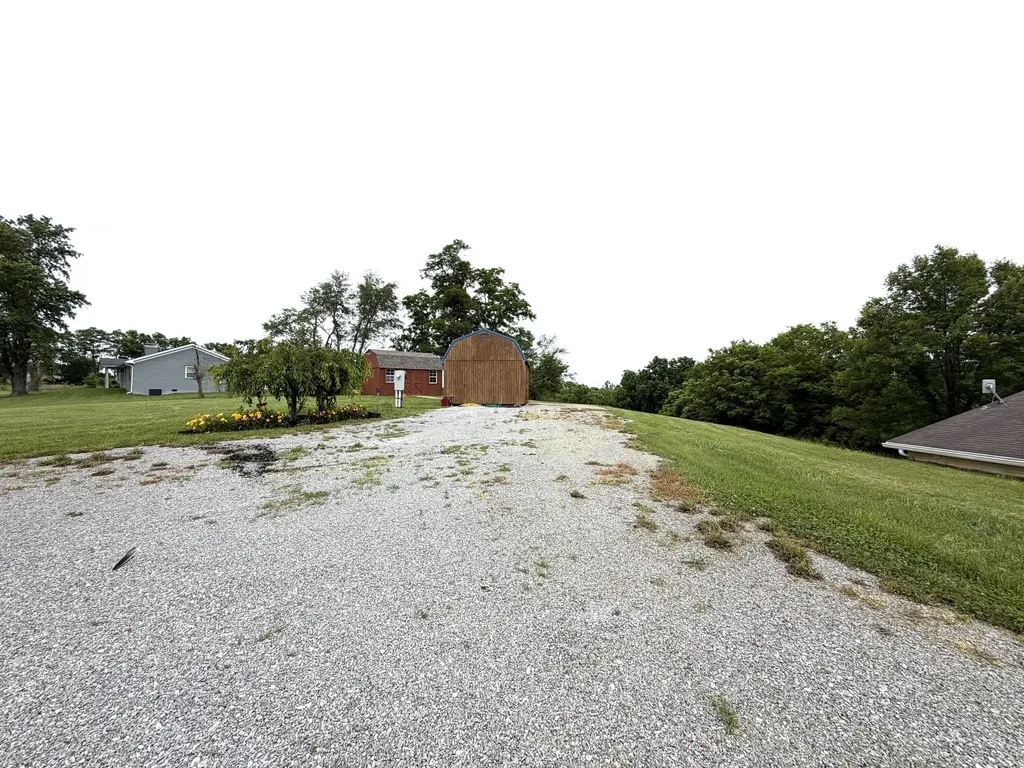 743 Keenon Road Harrodsburg KY 40330