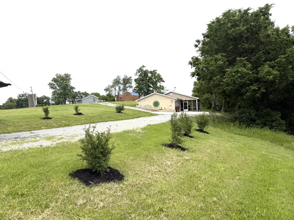 743 Keenon Road Harrodsburg KY 40330