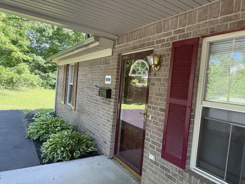 655-659 Scaffold Cane Road Berea KY 40403