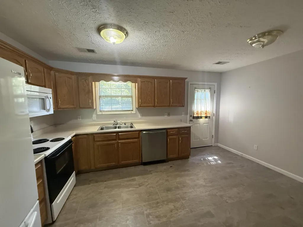 655-659 Scaffold Cane Road Berea KY 40403