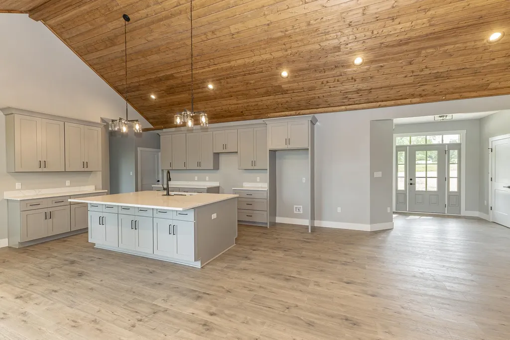 554 Colson Drive Bronston KY 42518