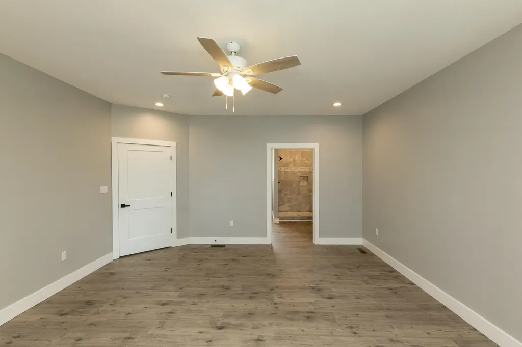 554 Colson Drive Bronston KY 42518