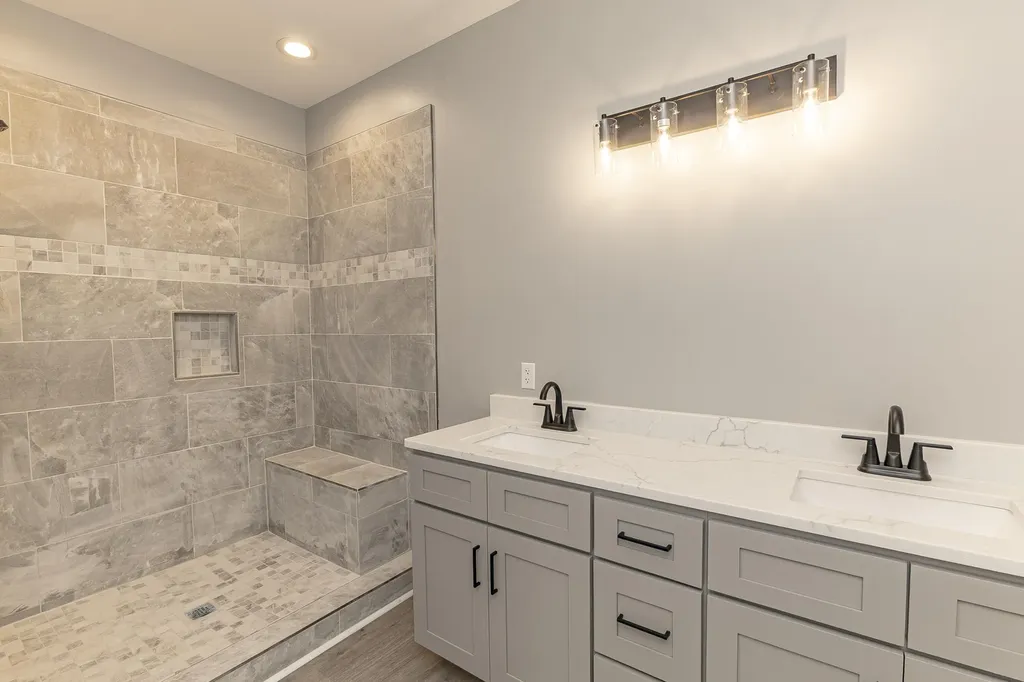554 Colson Drive Bronston KY 42518