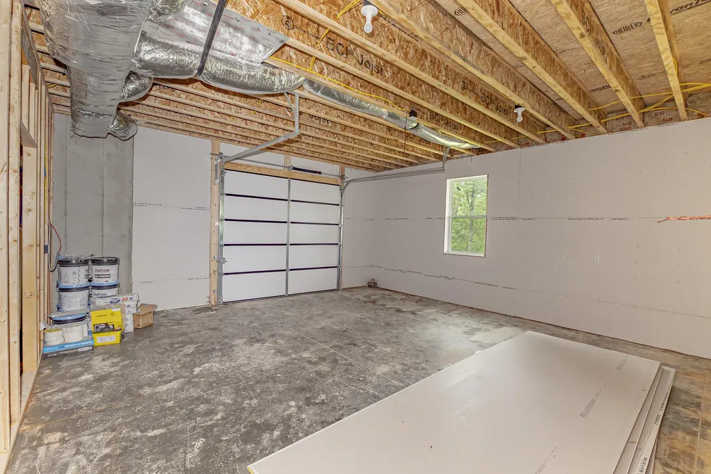 554 Colson Drive Bronston KY 42518