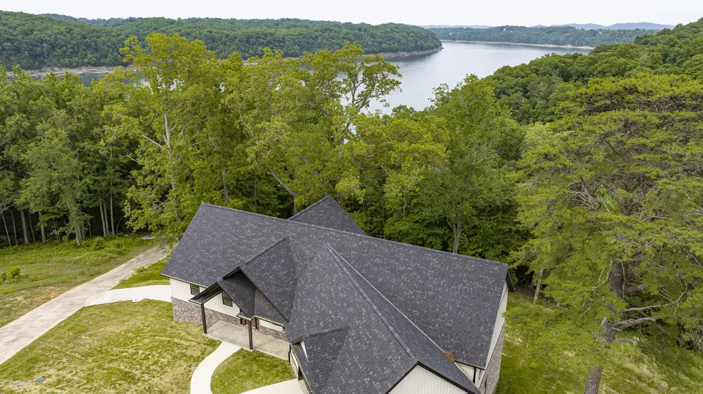 554 Colson Drive Bronston KY 42518