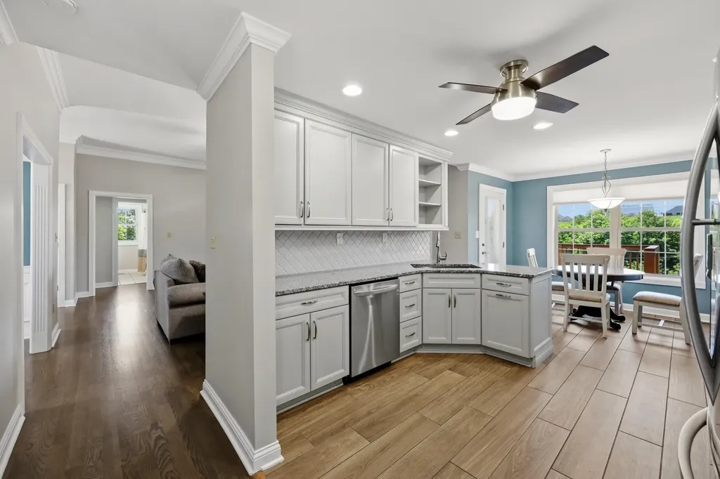 3032 Woodfield Circle Richmond KY 40475