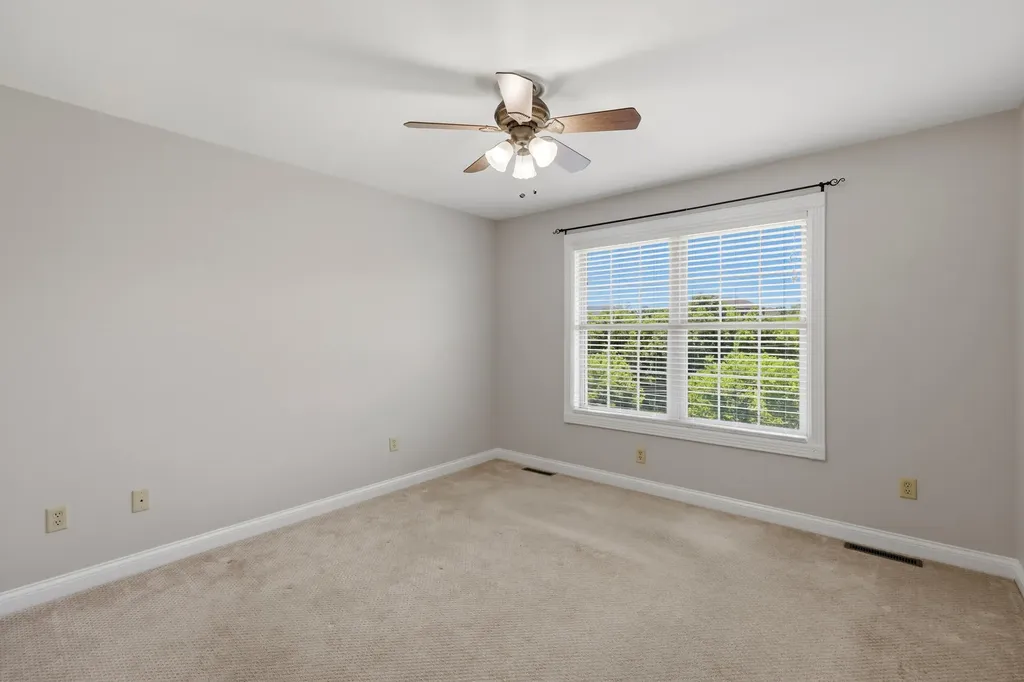 3032 Woodfield Circle Richmond KY 40475