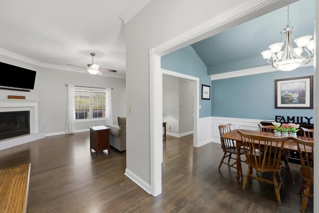 3032 Woodfield Circle Richmond KY 40475