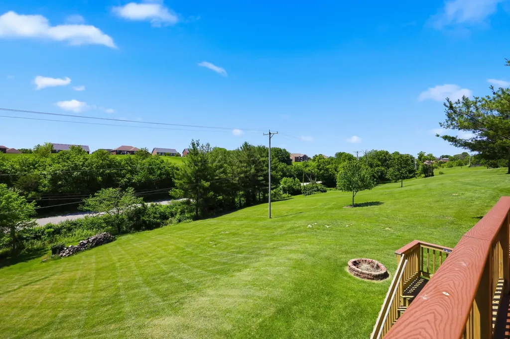 3032 Woodfield Circle Richmond KY 40475