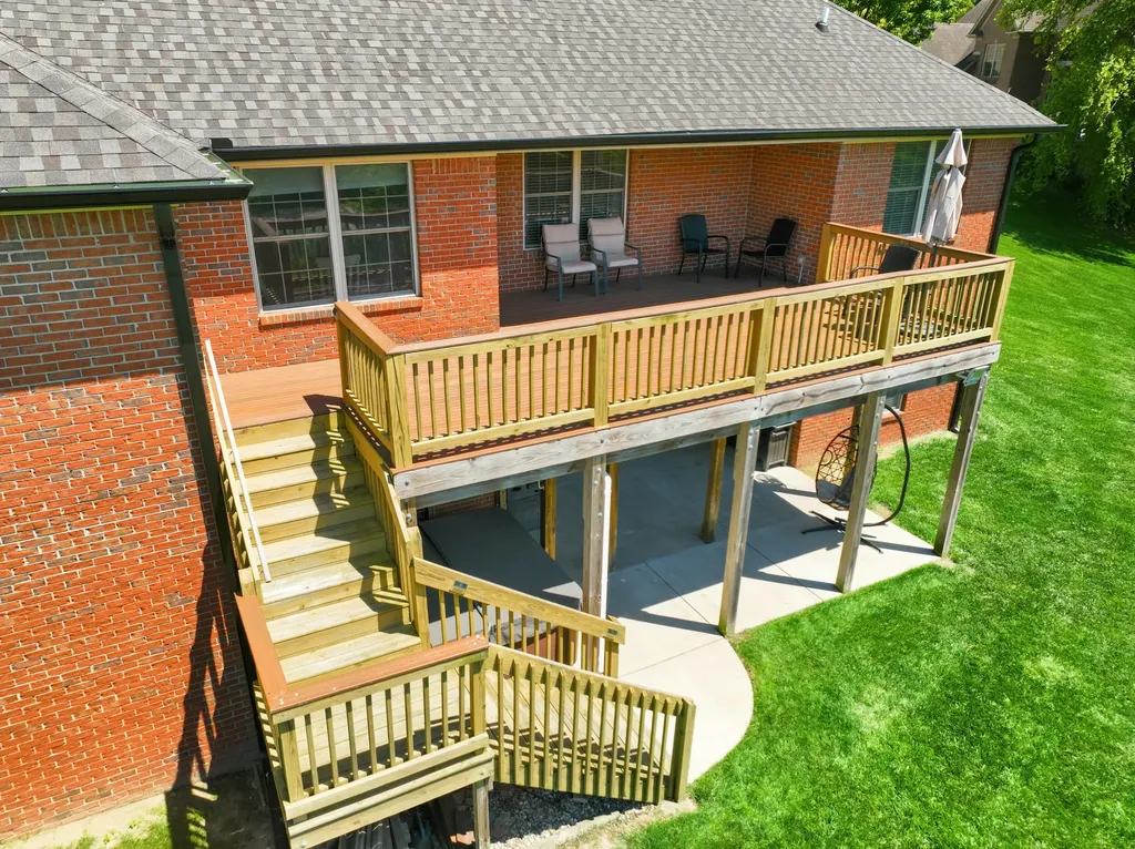 3032 Woodfield Circle Richmond KY 40475