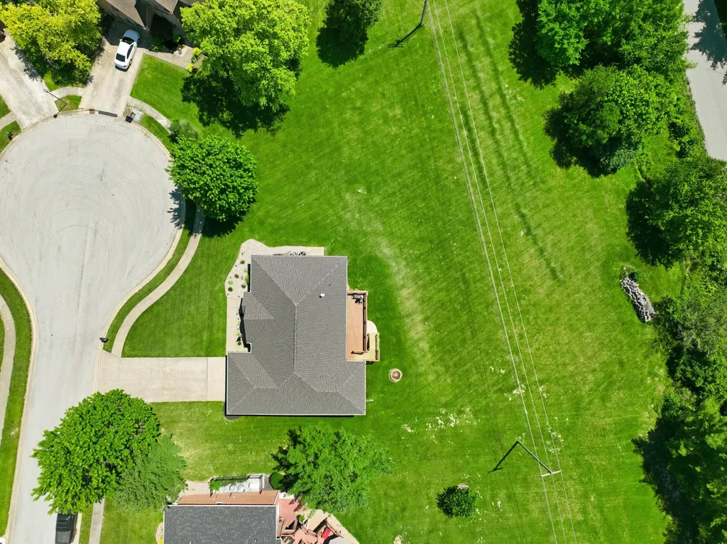 3032 Woodfield Circle Richmond KY 40475