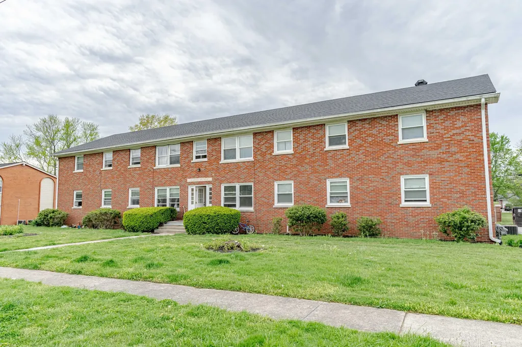 1117 S Pawnee Trail Georgetown KY 40324