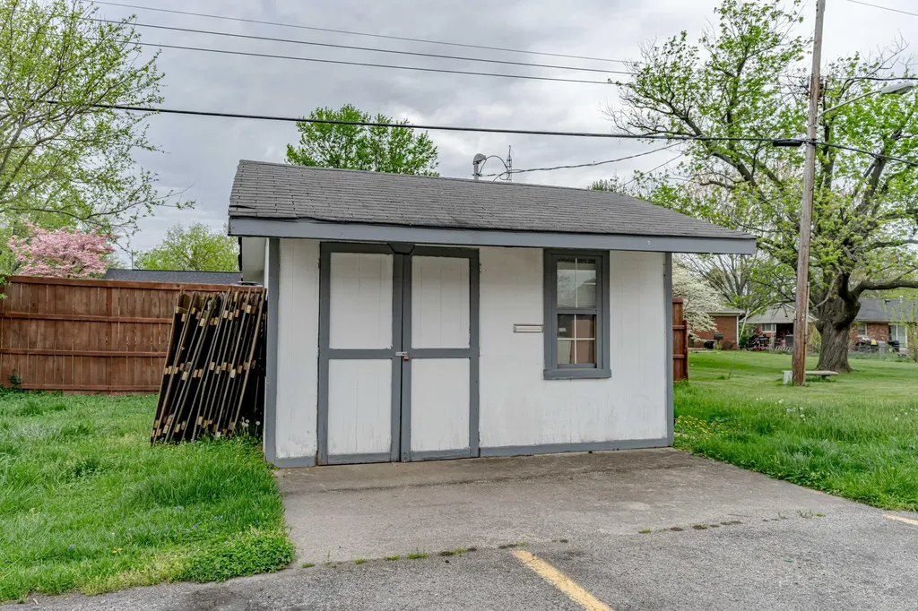 1117 S Pawnee Trail Georgetown KY 40324