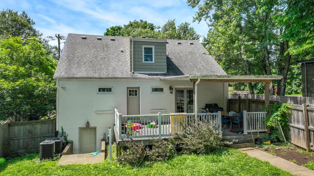 101 Lynwood Drive Richmond KY 40475