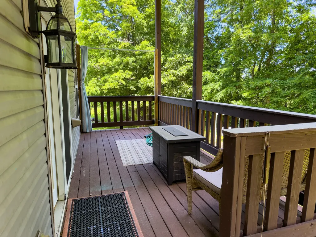 364 Twin Rivers Drive Bronston KY 42518