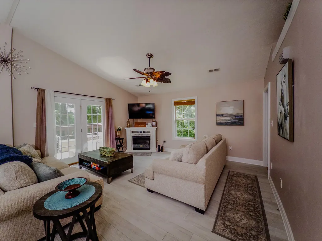 364 Twin Rivers Drive Bronston KY 42518