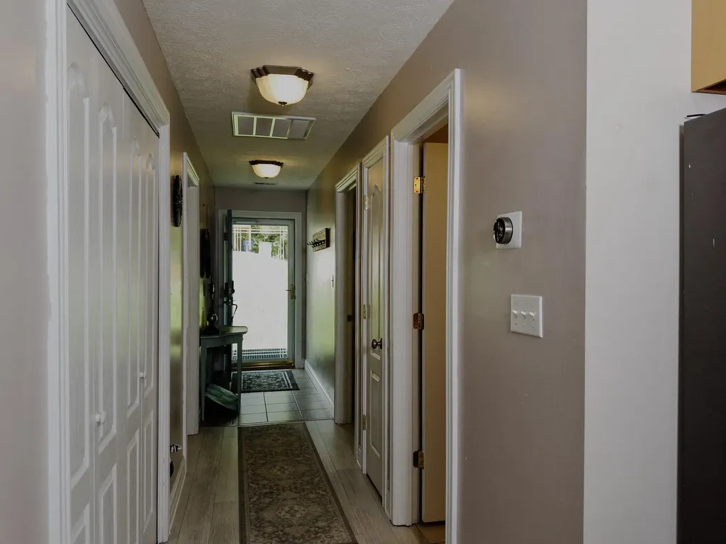 364 Twin Rivers Drive Bronston KY 42518