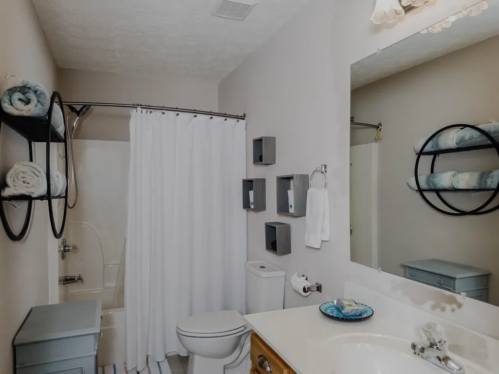 364 Twin Rivers Drive Bronston KY 42518