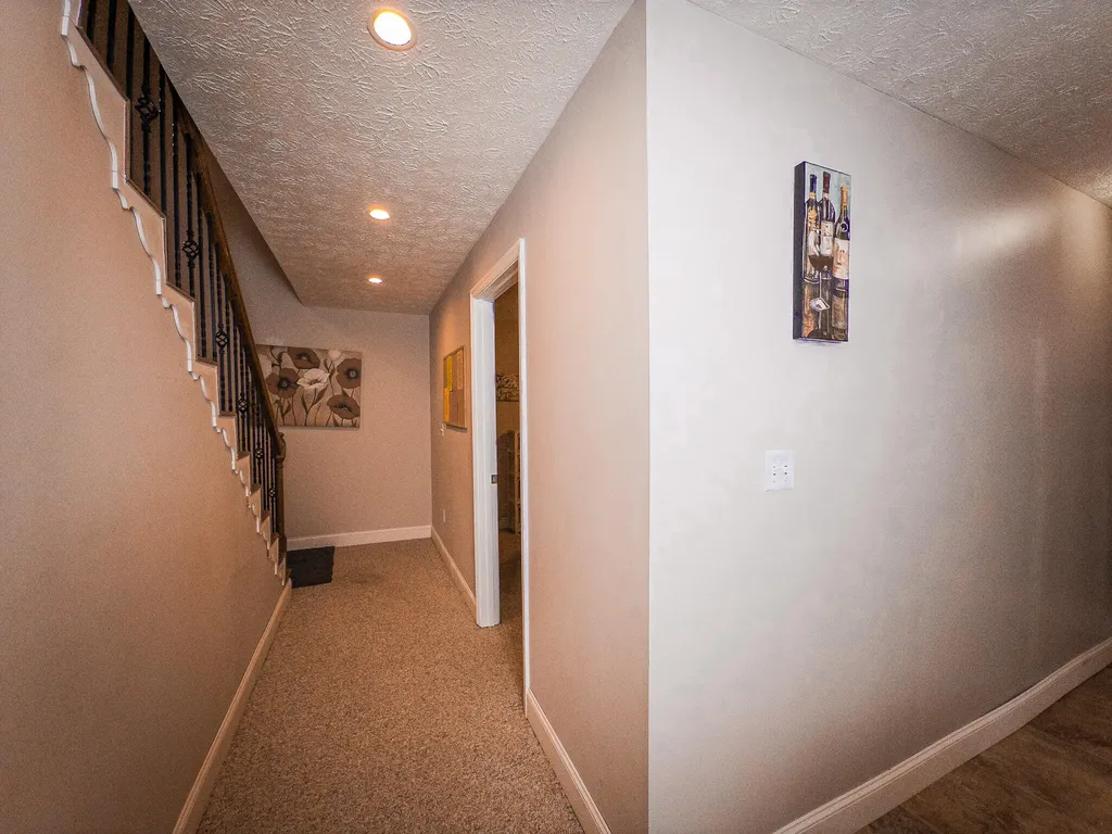 364 Twin Rivers Drive Bronston KY 42518