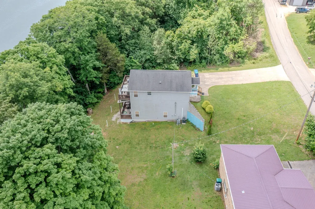 364 Twin Rivers Drive Bronston KY 42518