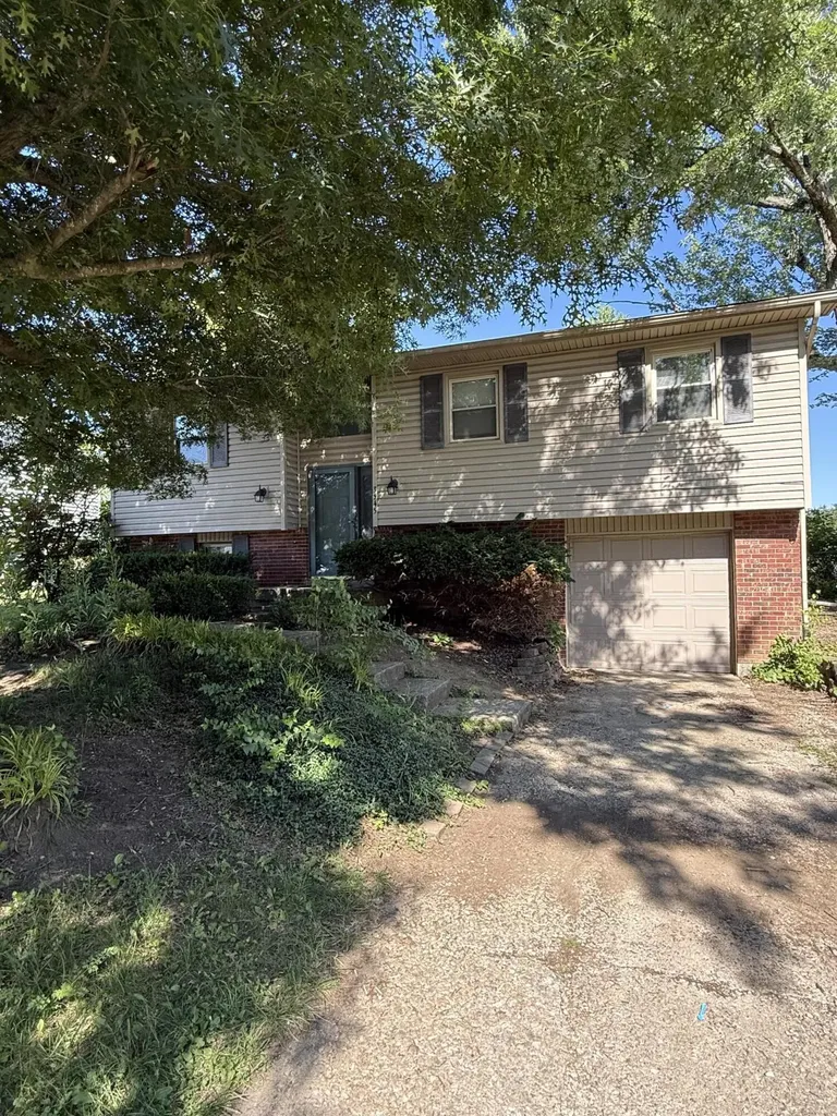 3545 Sundart Drive Lexington KY 40517