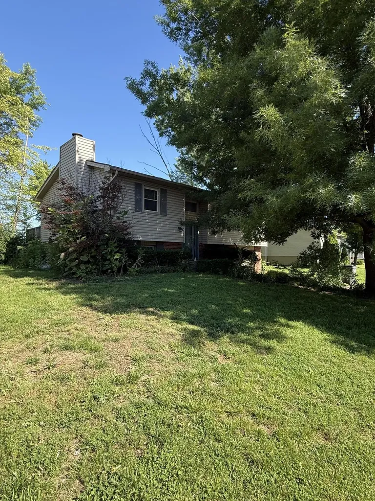 3545 Sundart Drive Lexington KY 40517