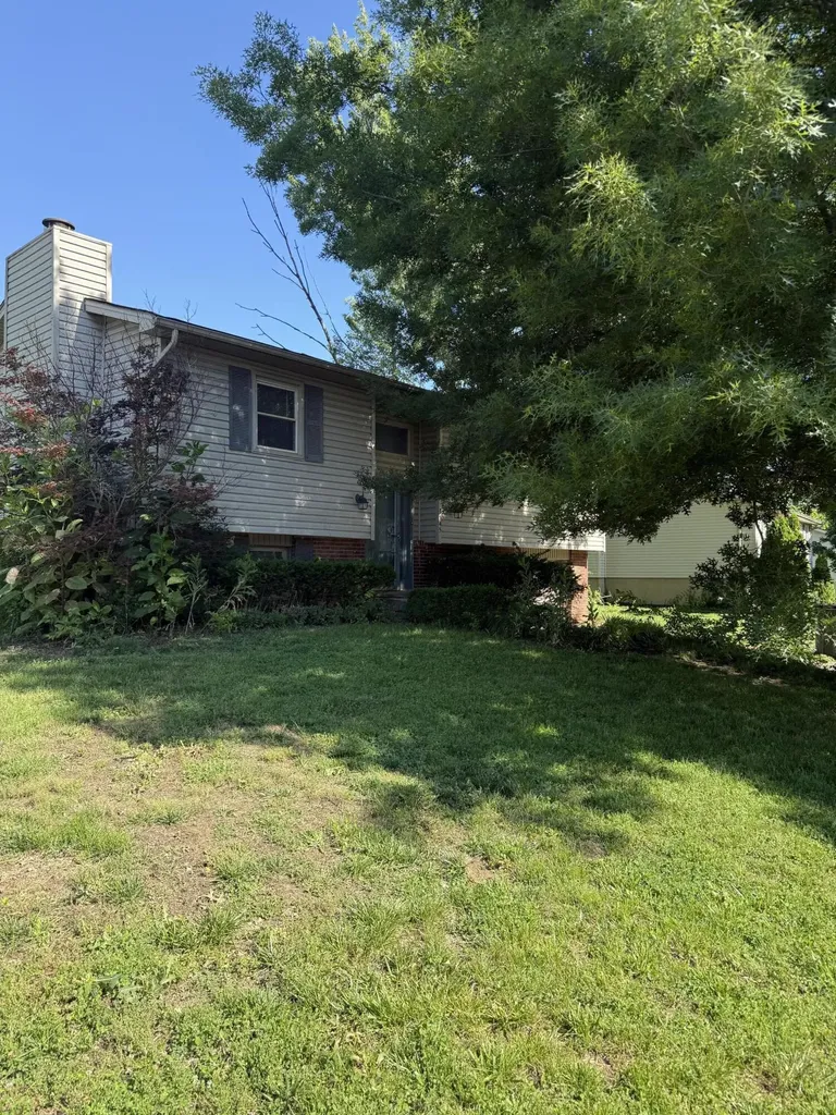 3545 Sundart Drive Lexington KY 40517